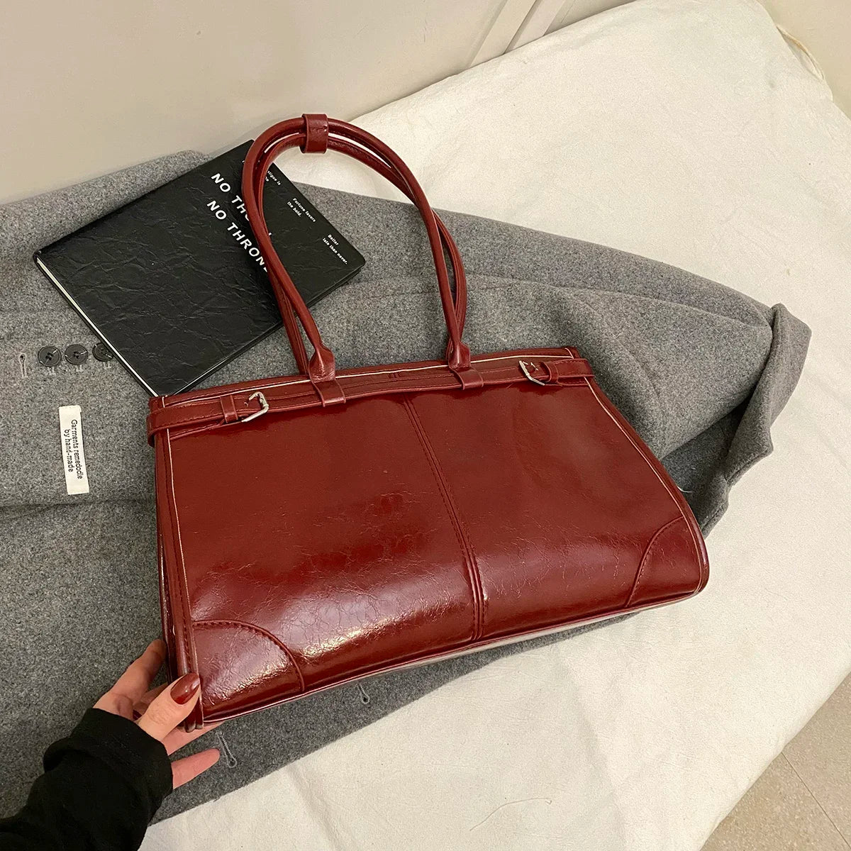 ELYSIA TOTE