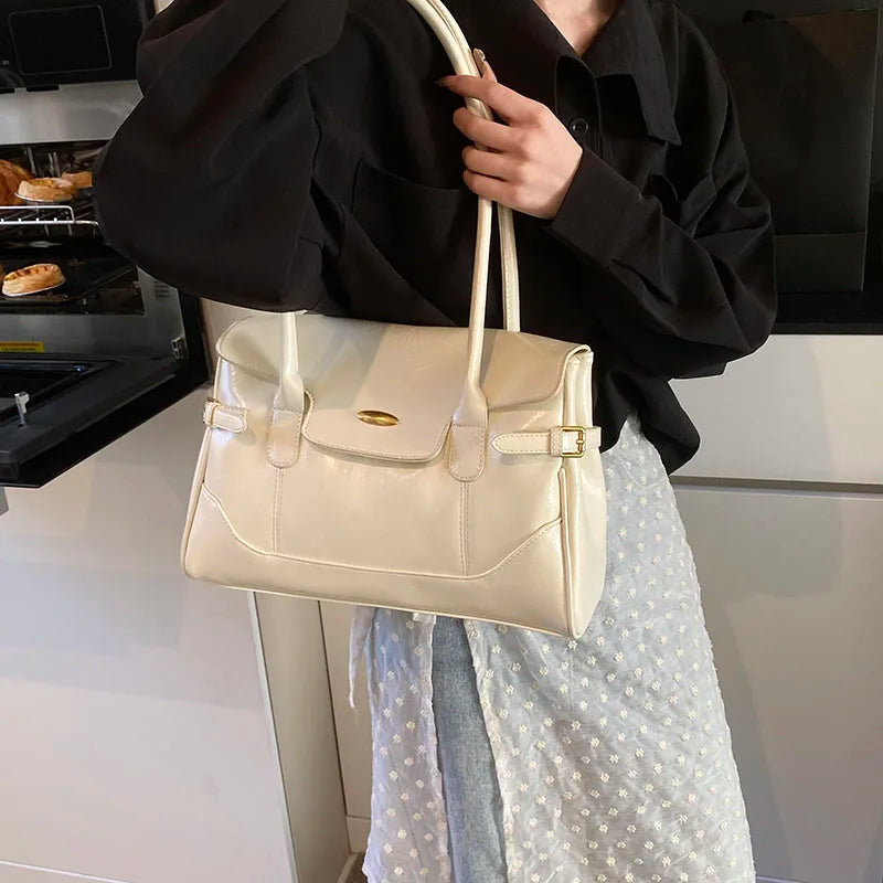 OLIVIA TOTE